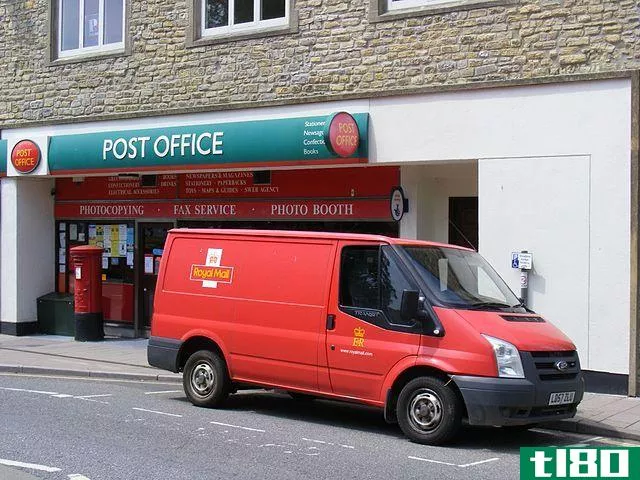交叉的(crossed)和非交叉邮政汇票(uncrossed postal order)的区别