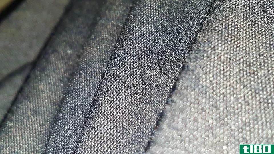 聚酯纤维(polyester)和丝绸(silk)的区别