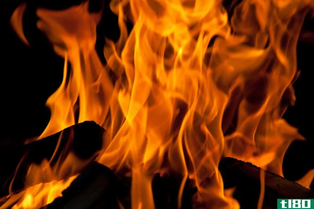 燃烧(combustion)和热解(pyrolysis)的区别