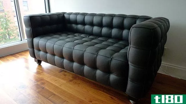 沙发(couch)和沙发(sofa)的区别