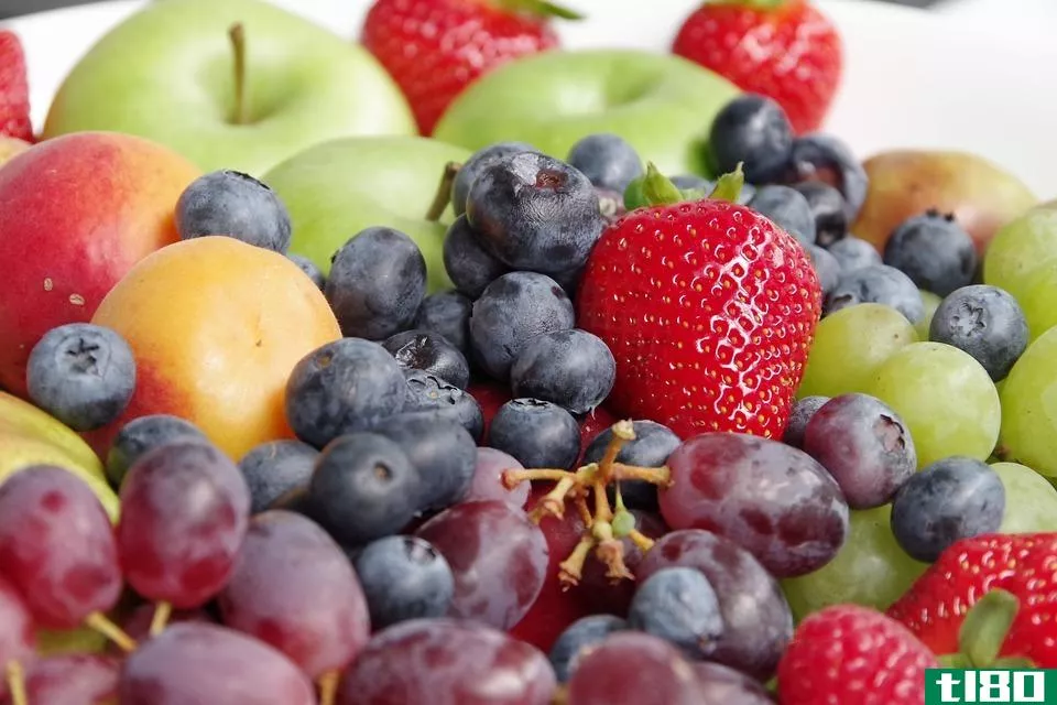 水果之间的差异(differences between fruits)和蔬菜(vegetables)的区别