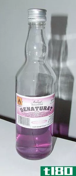 甲基化酒精(methylated spirits)和矿物松节油(mineral turpentine)的区别