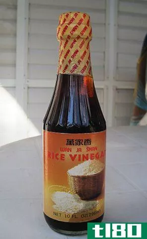 米醋(rice vinegar)和米酒醋(rice wine vinegar)的区别