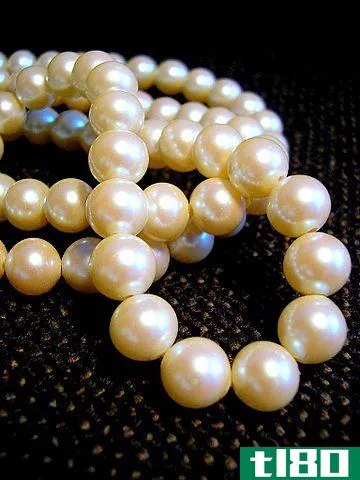 淡水(freshwater)和养殖珍珠(cultured pearls)的区别