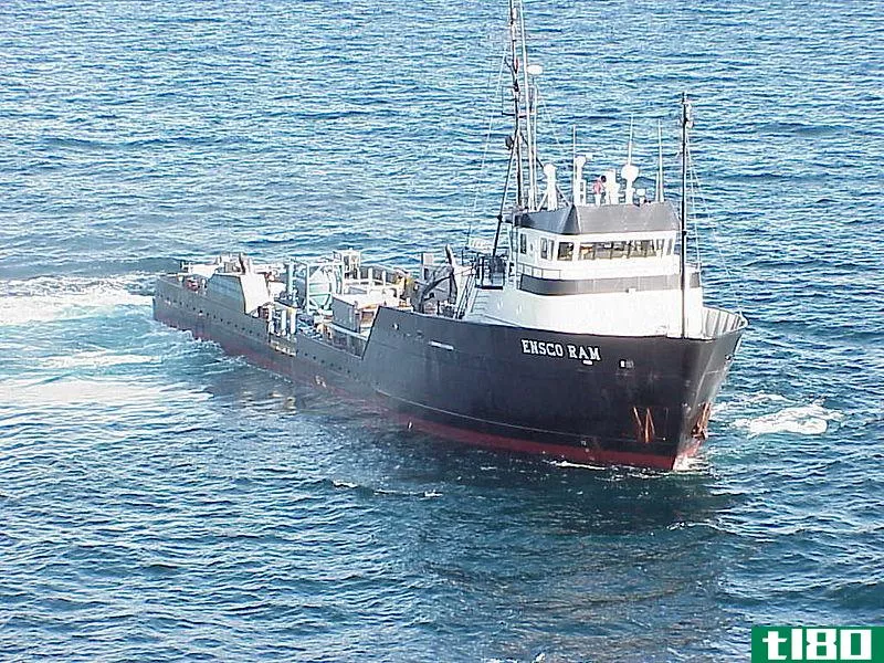 驳船(barge)和容器(vessel)的区别