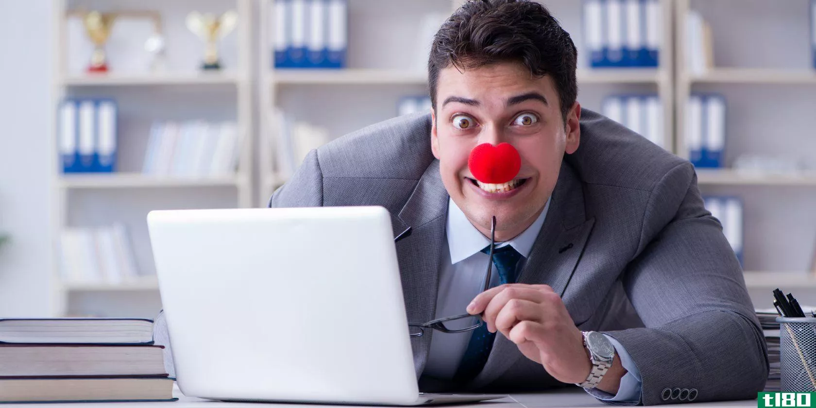 clown-busines**an-working-in-the-office