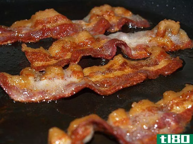 培根(bacon)和潘塞塔(pancetta)的区别