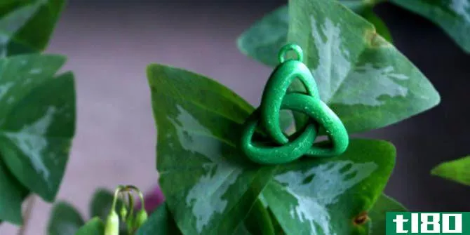 3D printed trinity knot pendant