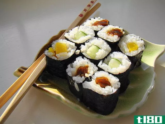 寿司(sushi)和梅基(maki)的区别