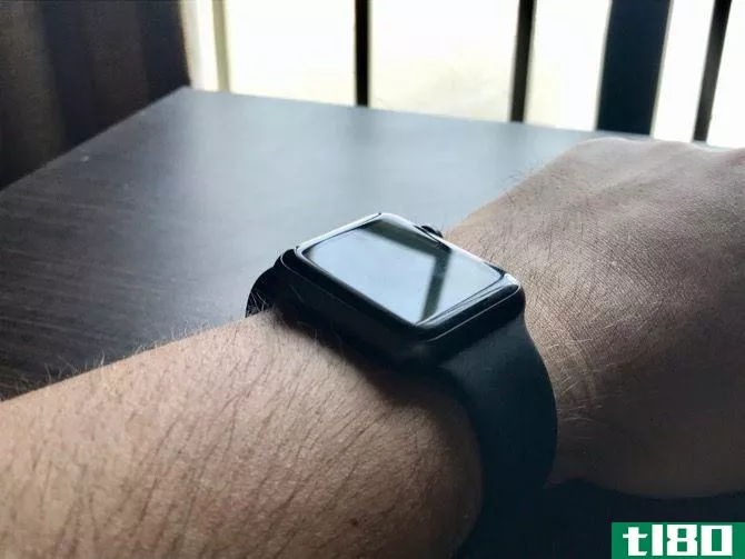 Apple Watch is Better Than Fitbit 2