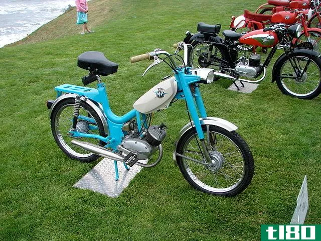 小型摩托车(scooter)和轻便摩托车(moped)的区别