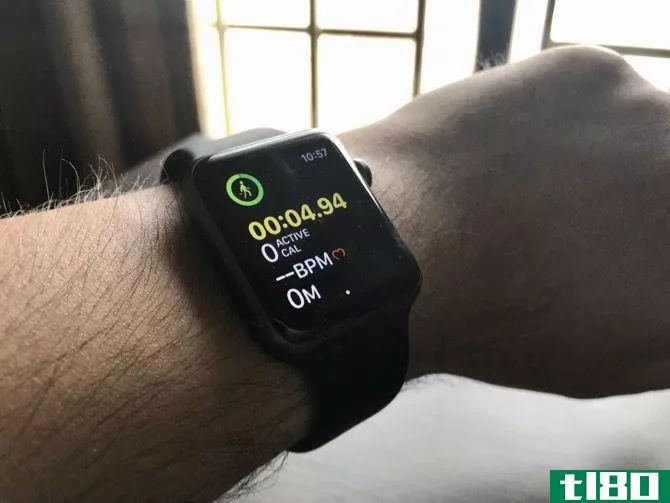 Apple Watch is Better Than Fitbit 3