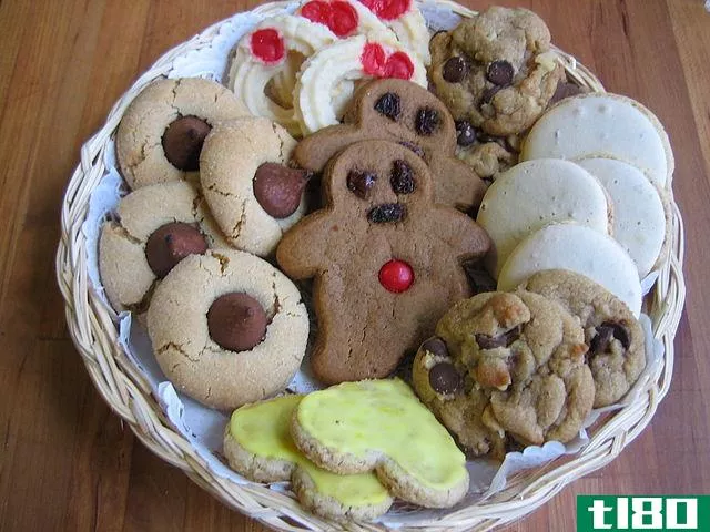 饼干(biscuits)和饼干(cookies)的区别