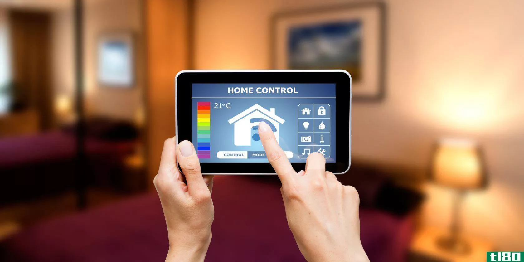 remote-home-control-system-on-a-digital-tablet-or-phone