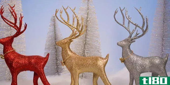 3D printed reindeer figurines