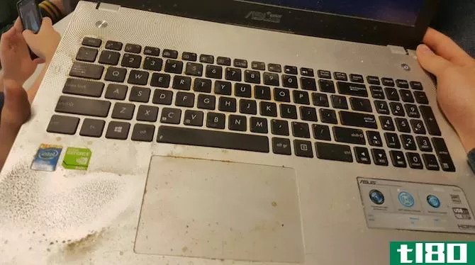 Dirty Laptop Shell