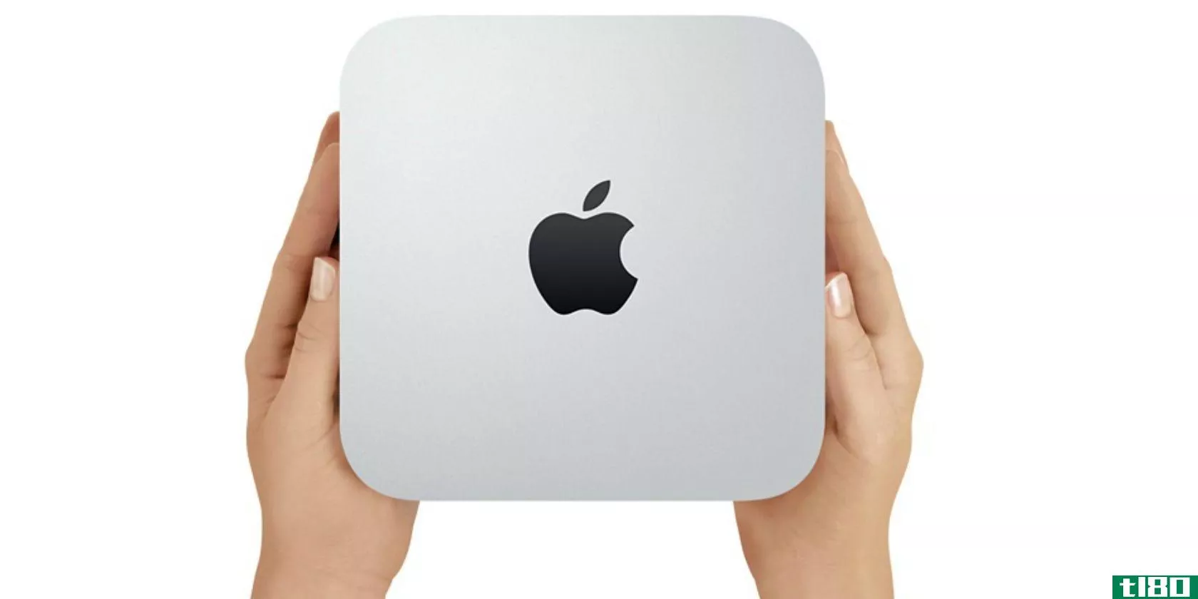 apple-mac-mini-hands