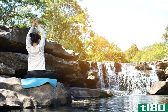 Relaxation by waterfall and lake