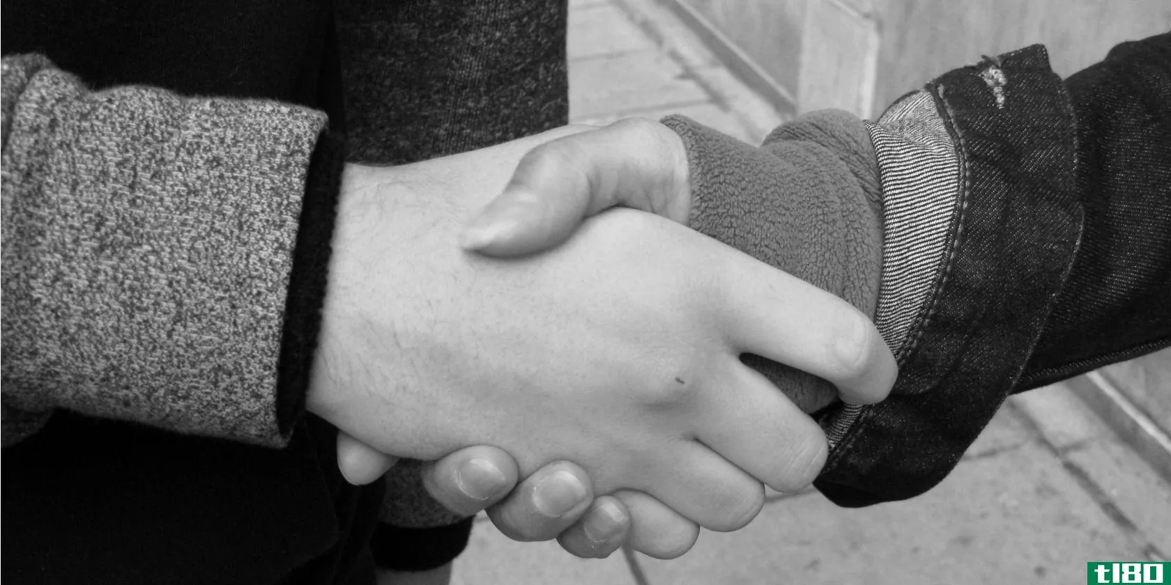 handshake-black-white