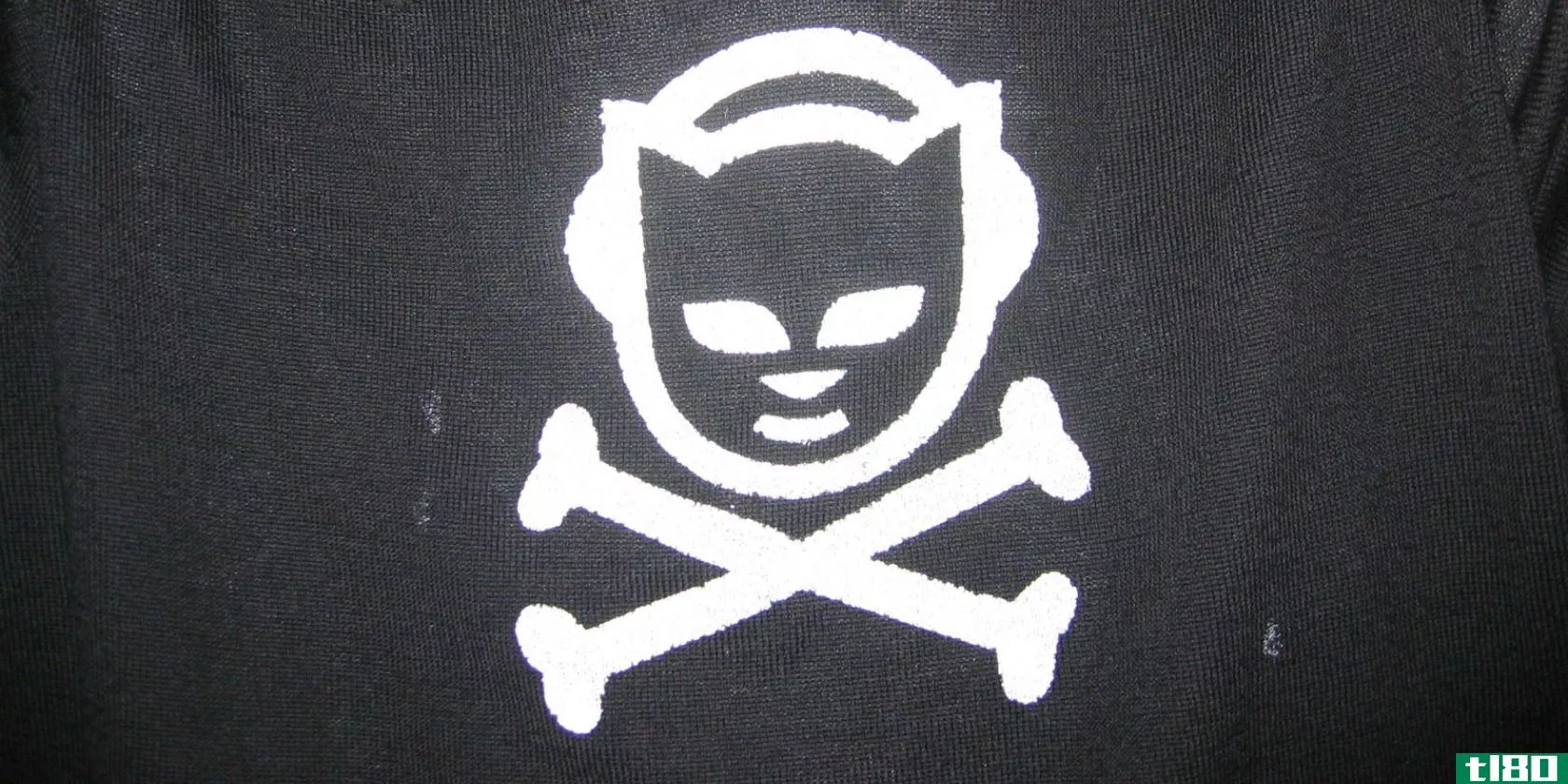 napster-logo-shirt