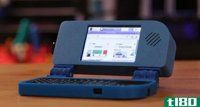 3D print this mini handheld Raspberry Pi laptop for a portable but tiny computer