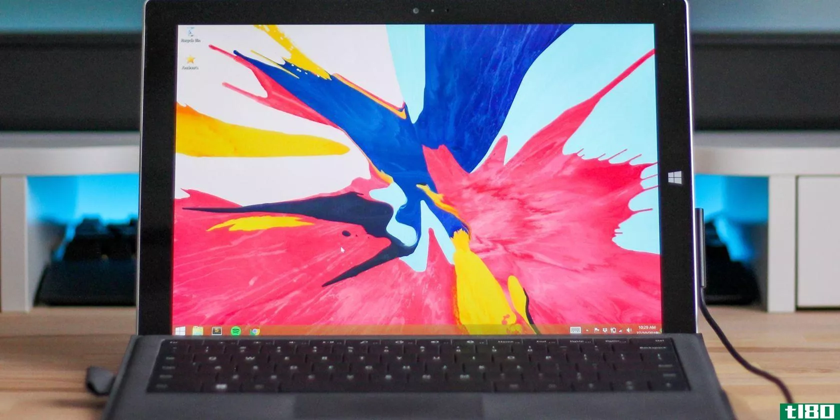 windows-tablet-laptep-crazy-colors-featured