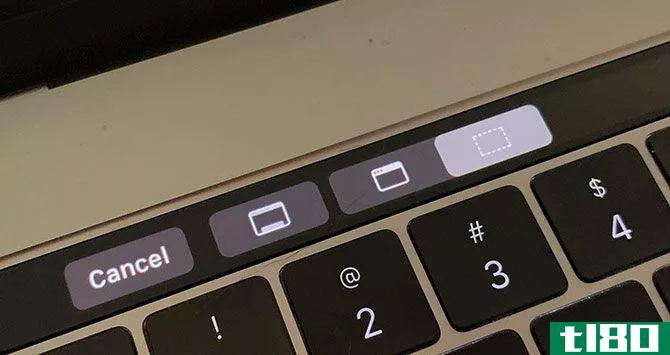 Screenshot opti*** on the MacBook Pro Touch Bar