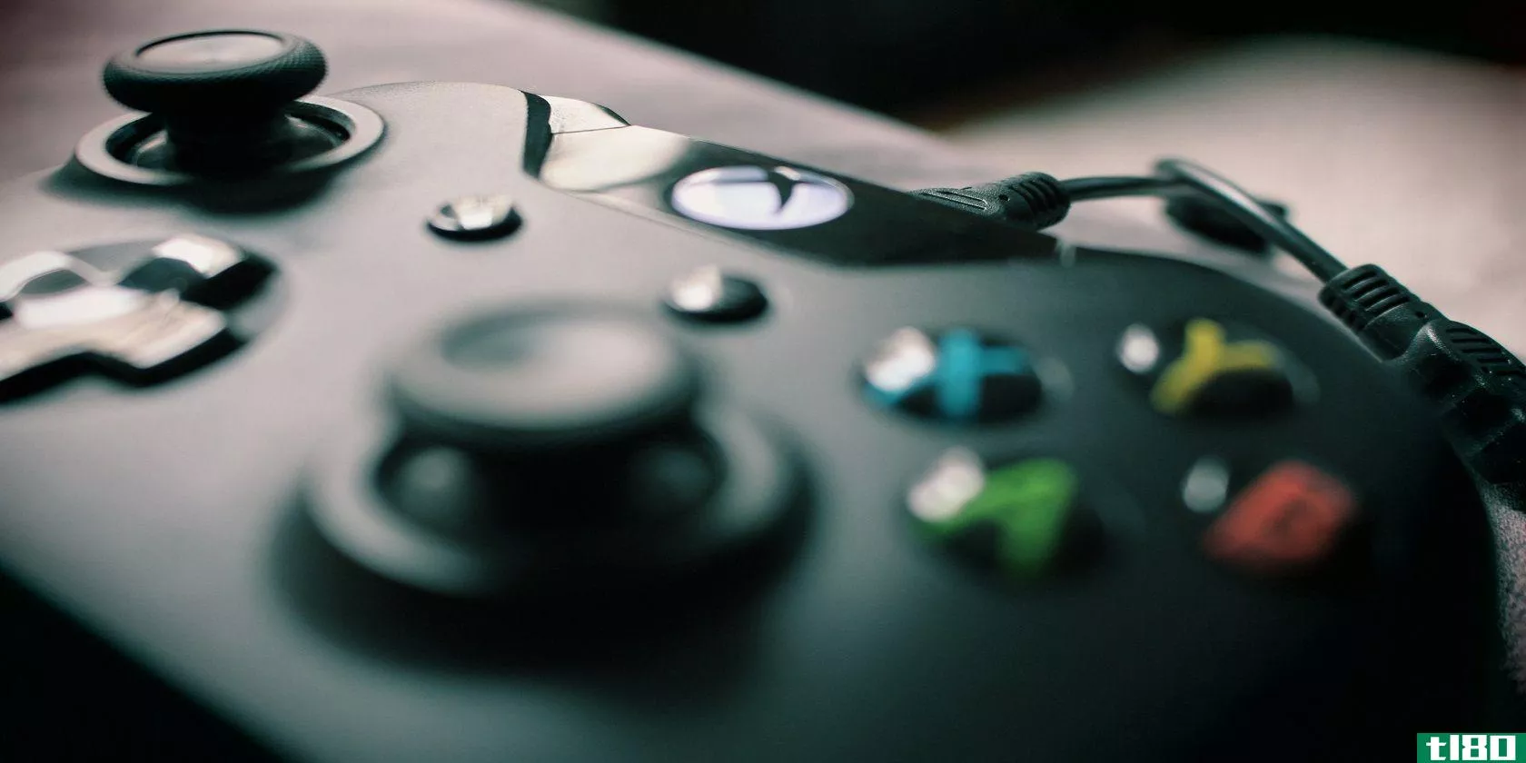 Image of an Xbox One controller