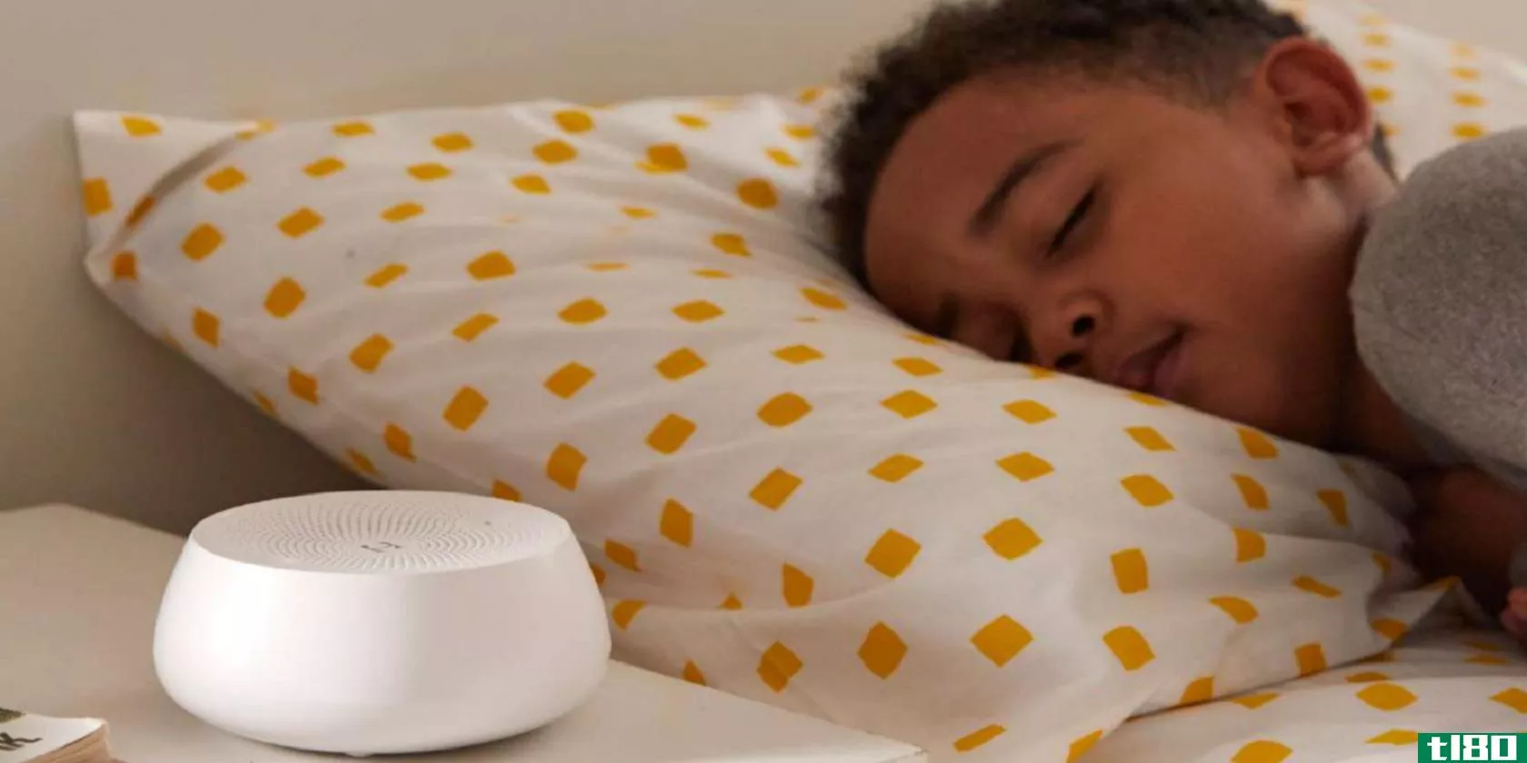 帮助您的宝宝得到更好的睡眠与新的舱口休息迷你