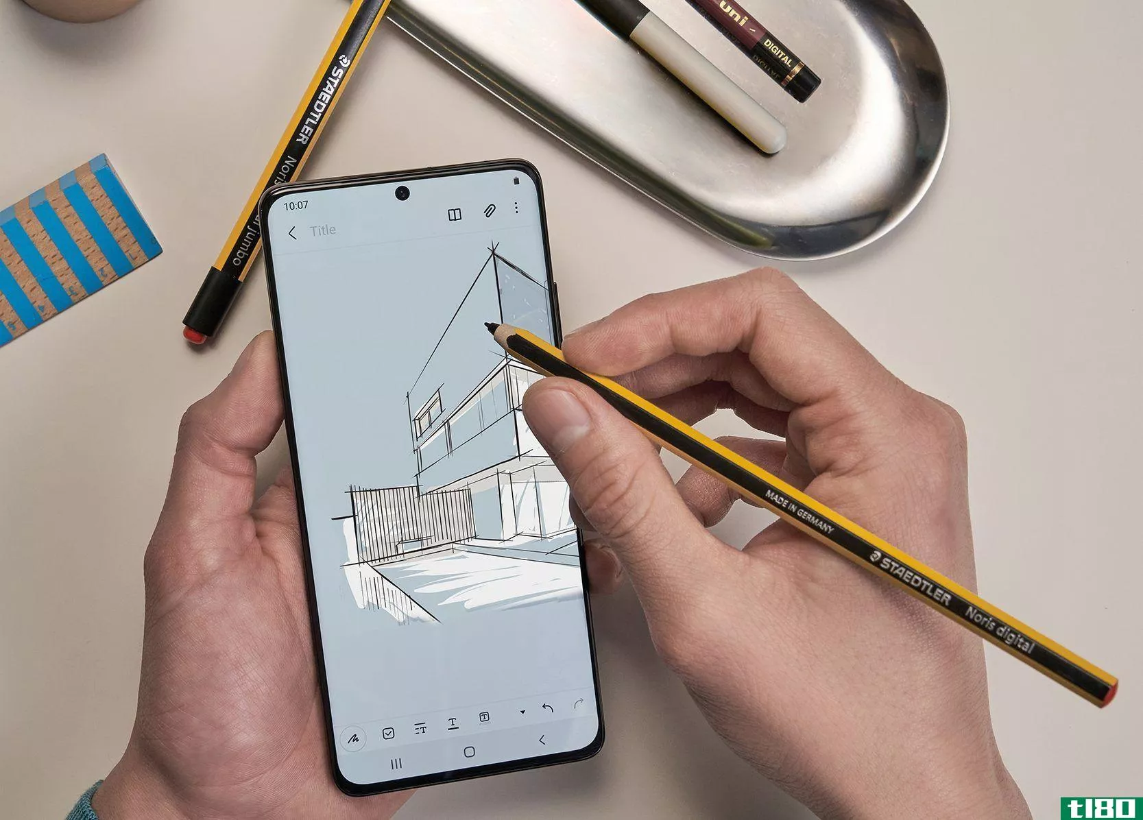 the Samsung Galaxy S20 Ultra with an S-Pen