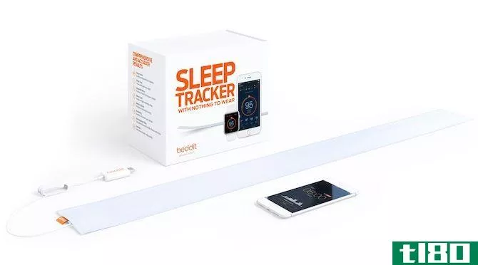 A product photograph showing the Beddit Sleep Tracker packaging