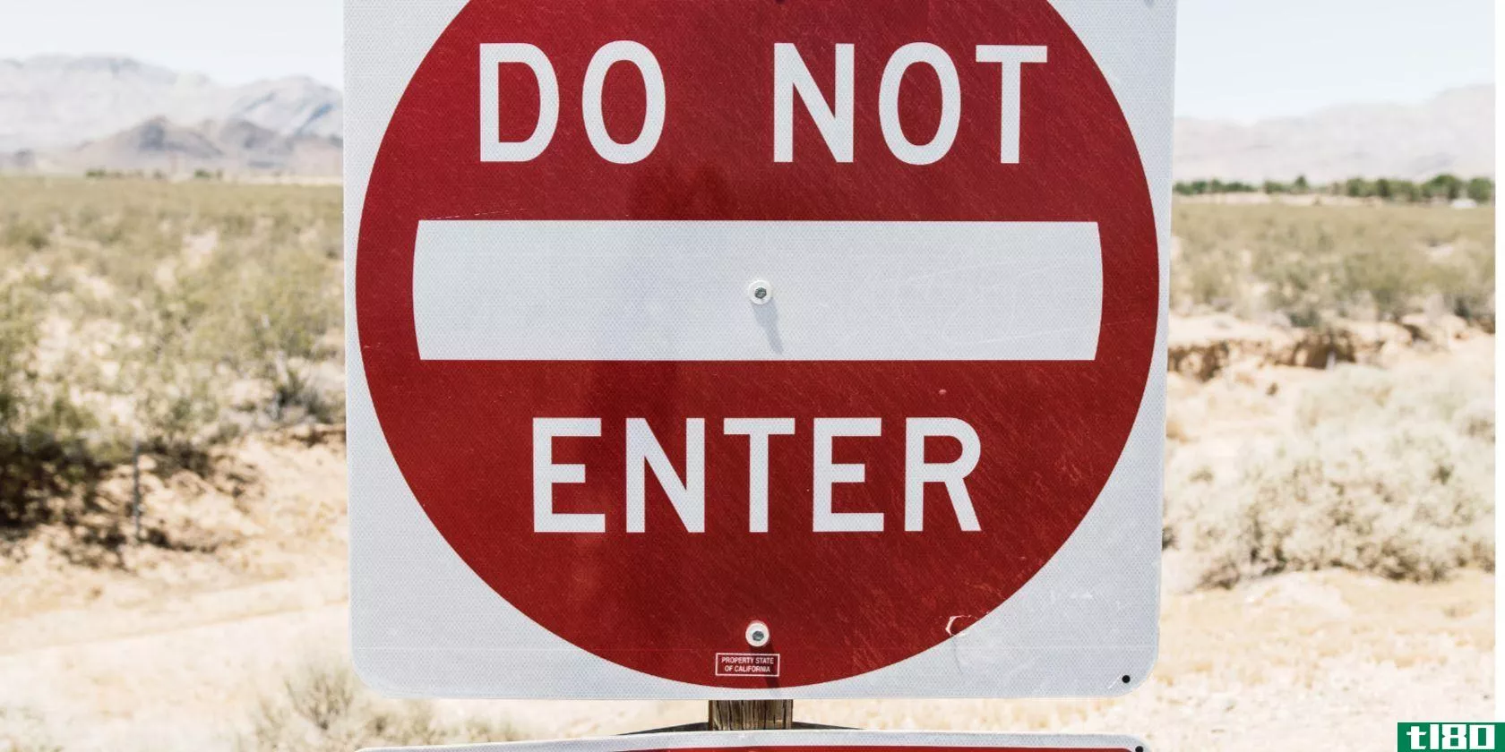 Do not enter sign in the desert