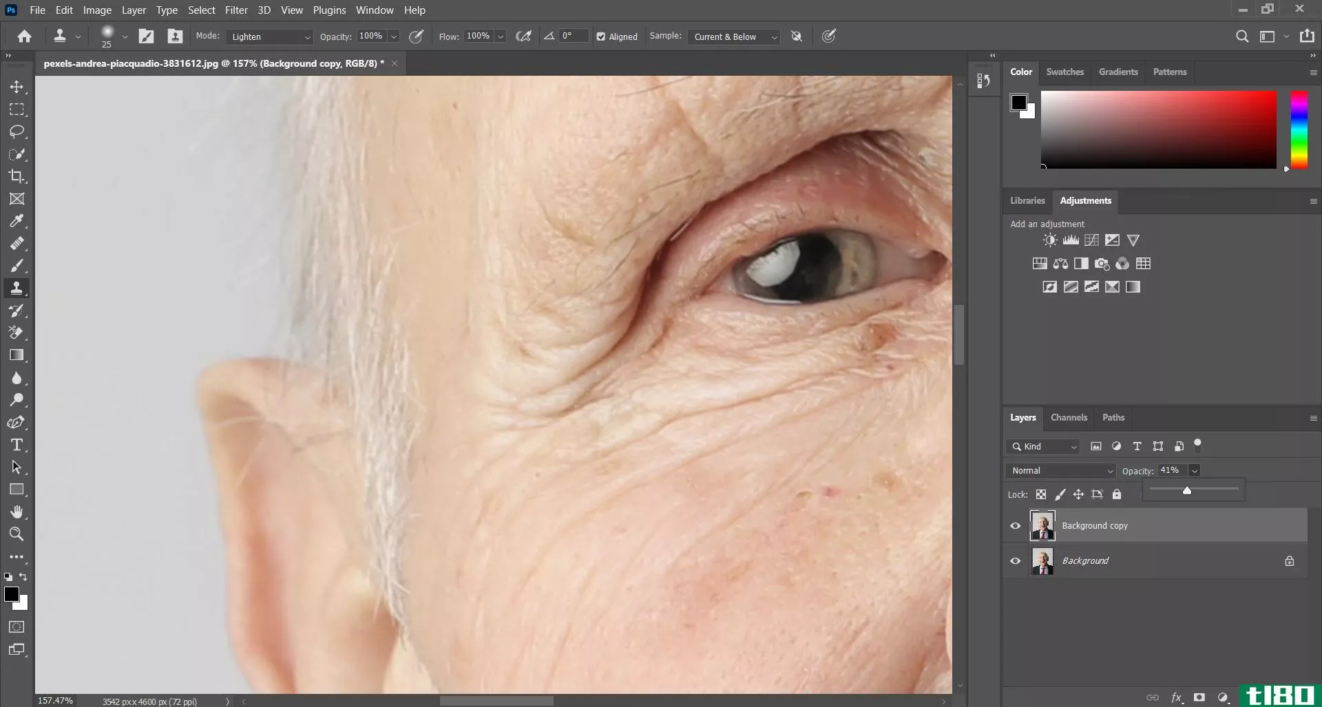 Using Photoshop to Cover Wrinkles on an Old Man