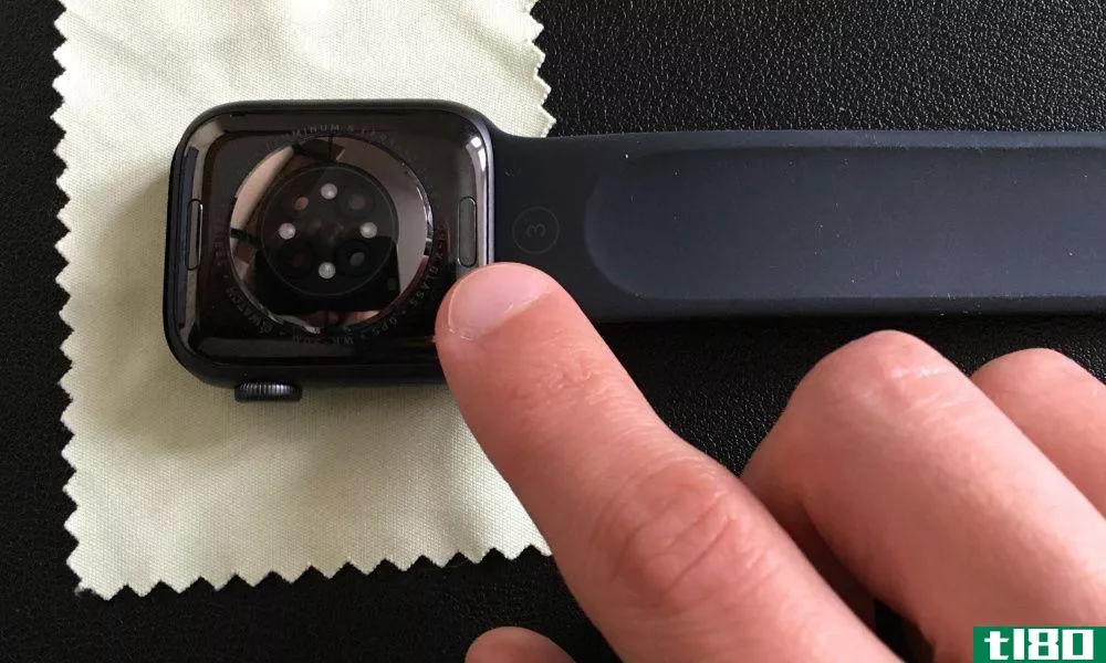 Apple Watch band release button