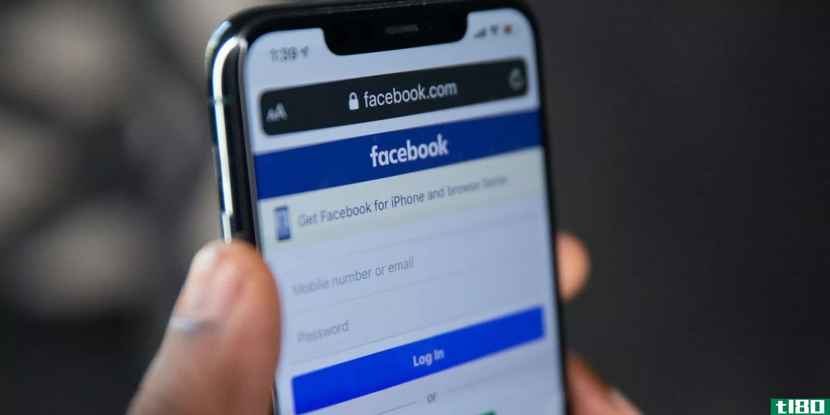 Facebook Bans Posts About Holocaust