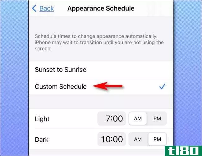 如何在iphone上自动启用日落时的黑暗模式