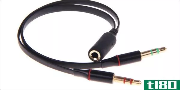 如何将移动耳机麦克风与台式电脑配合使用