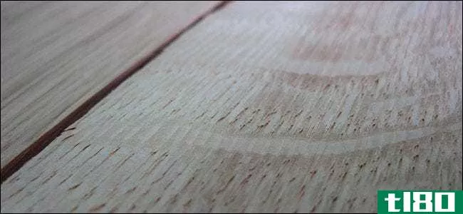 为什么木材有时看起来扭曲和翘曲？