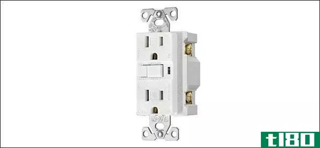 你可以在家里安装不同类型的电源插座