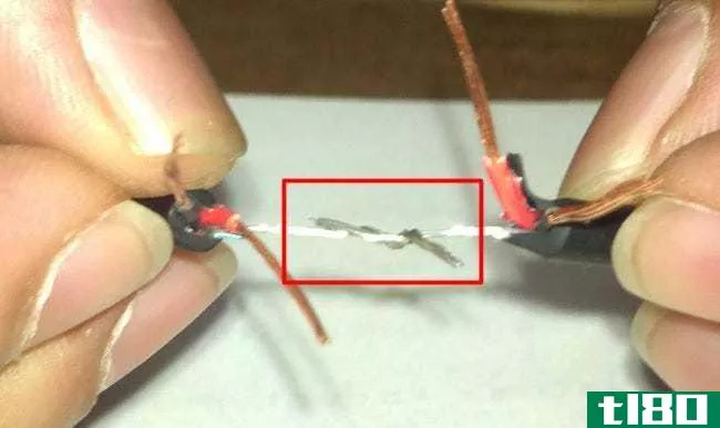 如何修复损坏或损坏的音频电缆