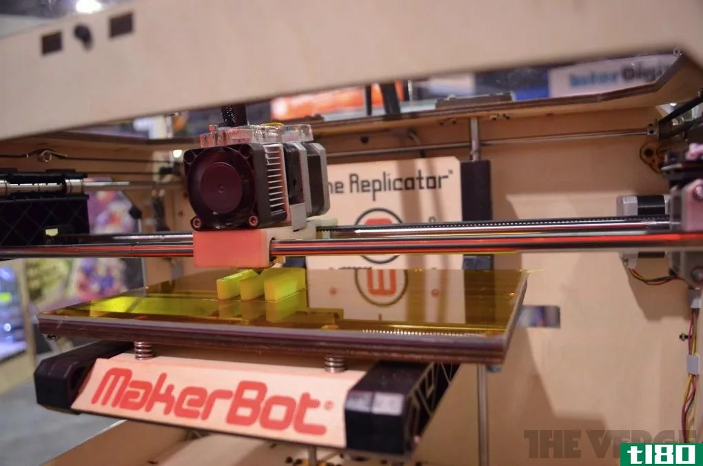 作为3d打印机试点的一部分，家得宝正在商店里销售MakerBoot