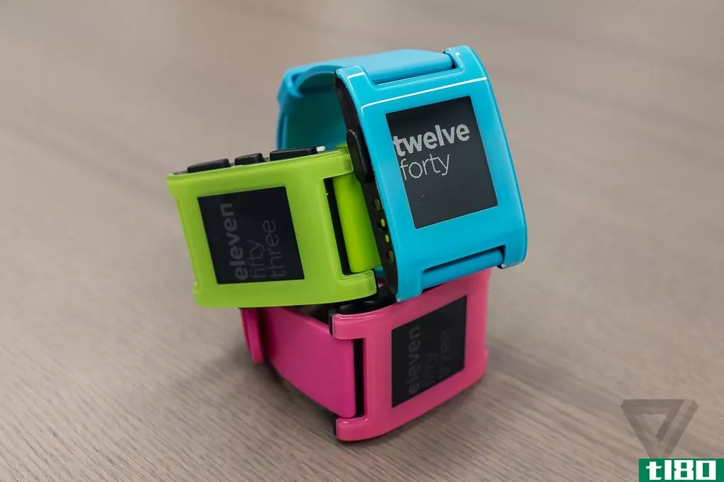 限量版pebble智能手表将为你的手腕增添一些色彩
