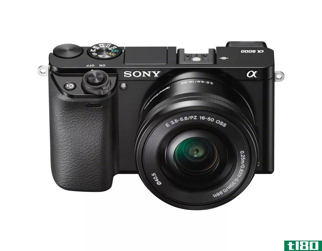 索尼用a6000使其最好的无镜相机更快、更好、更小