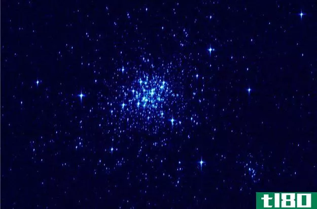 盖亚星探拍摄的第一张照片是银河系星空深处的景象