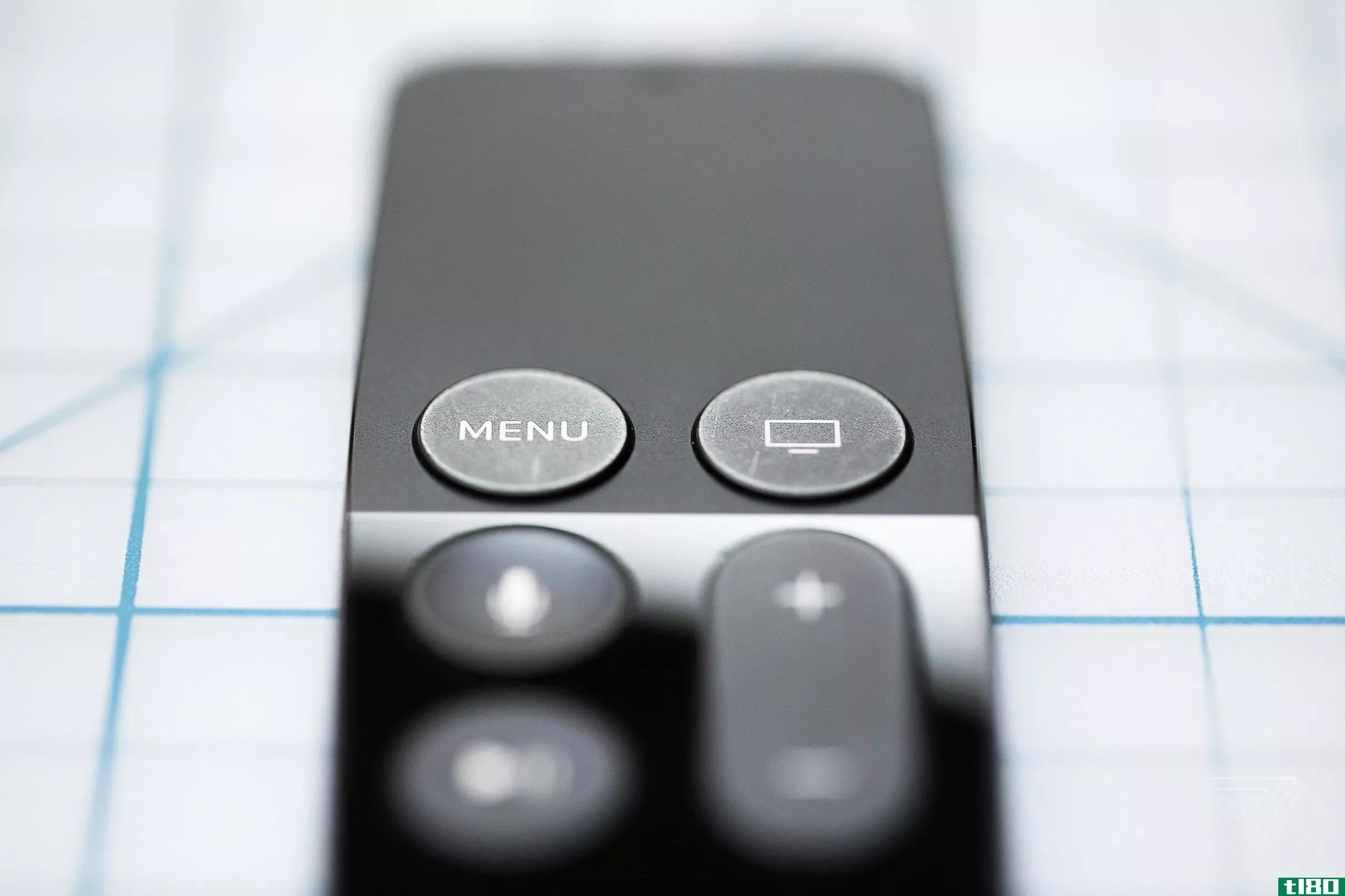 苹果电视的触摸板滑动和错过了作为一个好的遥控器