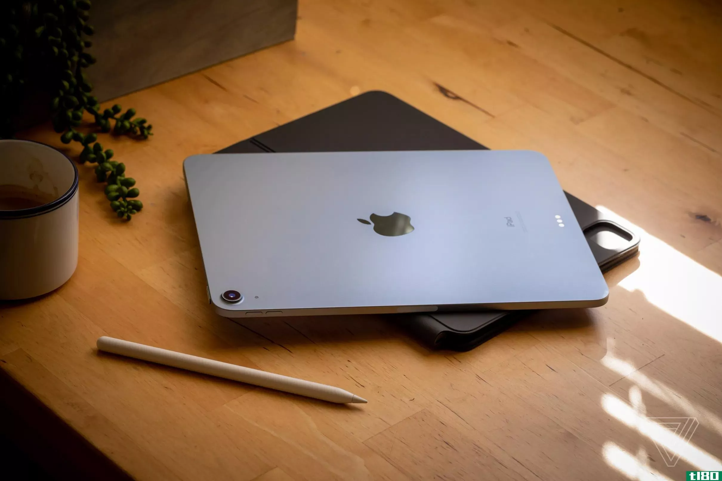 据报道，苹果将首次在中国境外大规模生产iPad