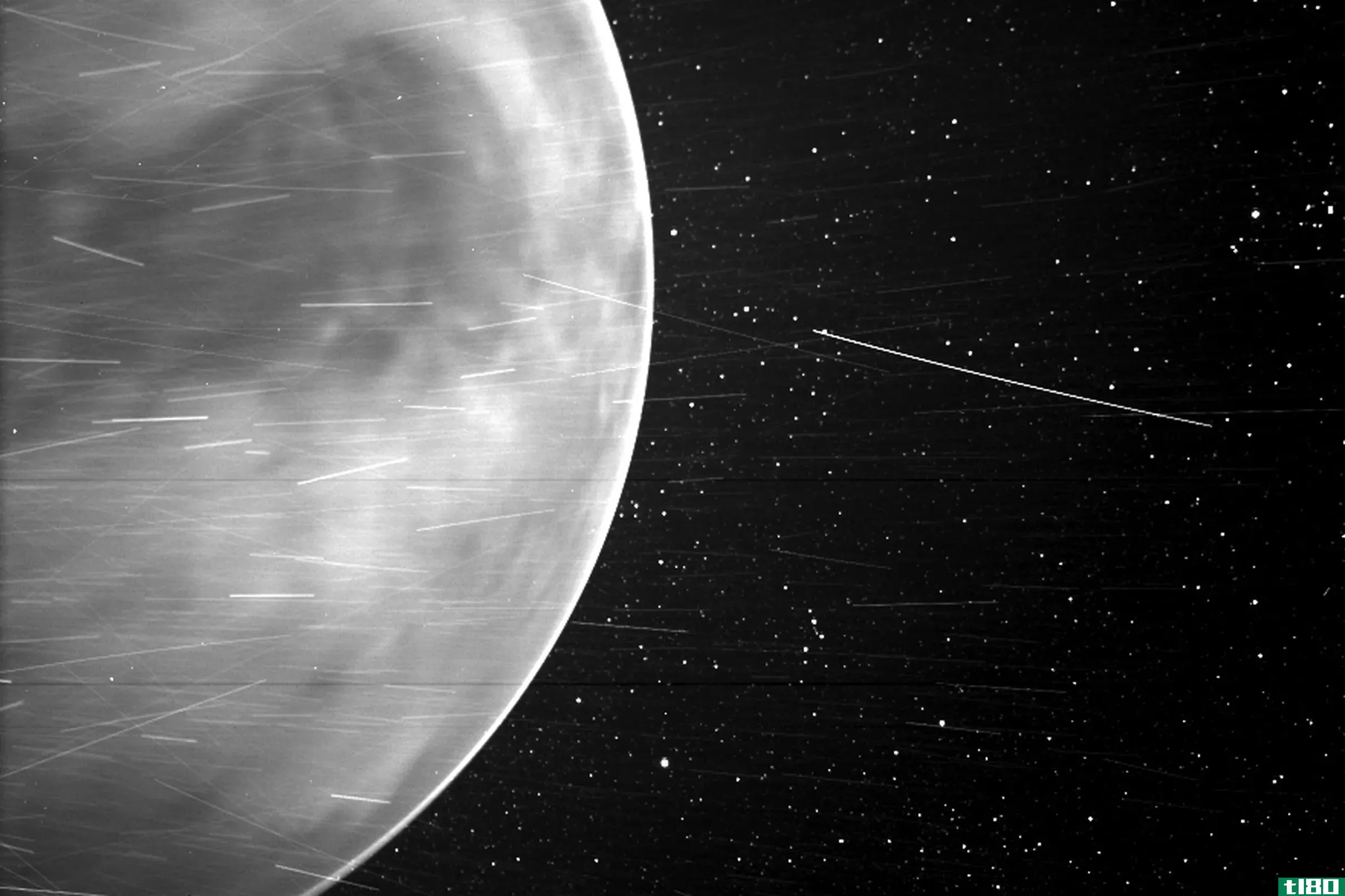 太阳探测器给美国宇航局带来了令人难以置信的金星照片