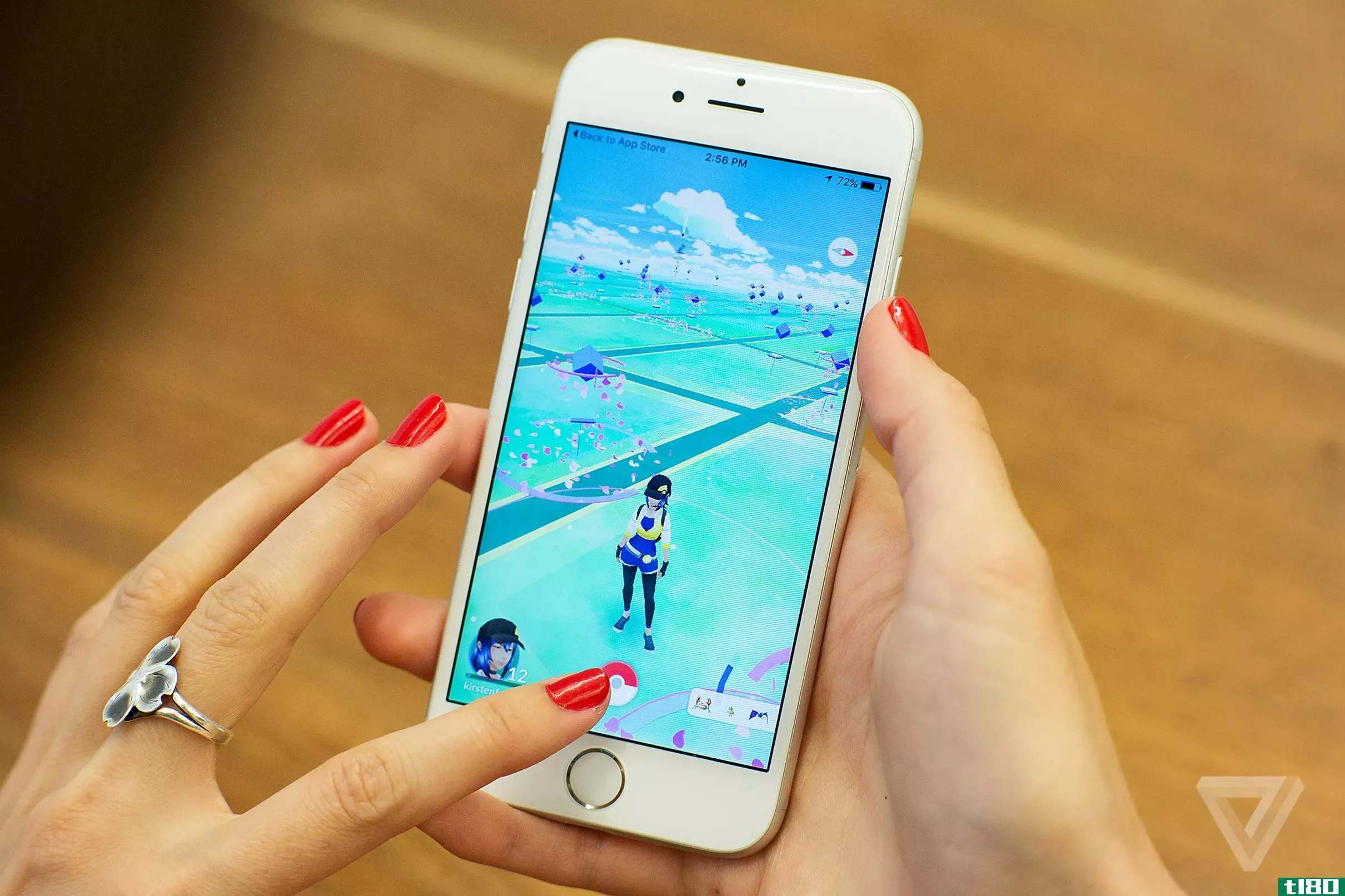 pokémon go将在10月份结束对旧版ios和android手机的支持