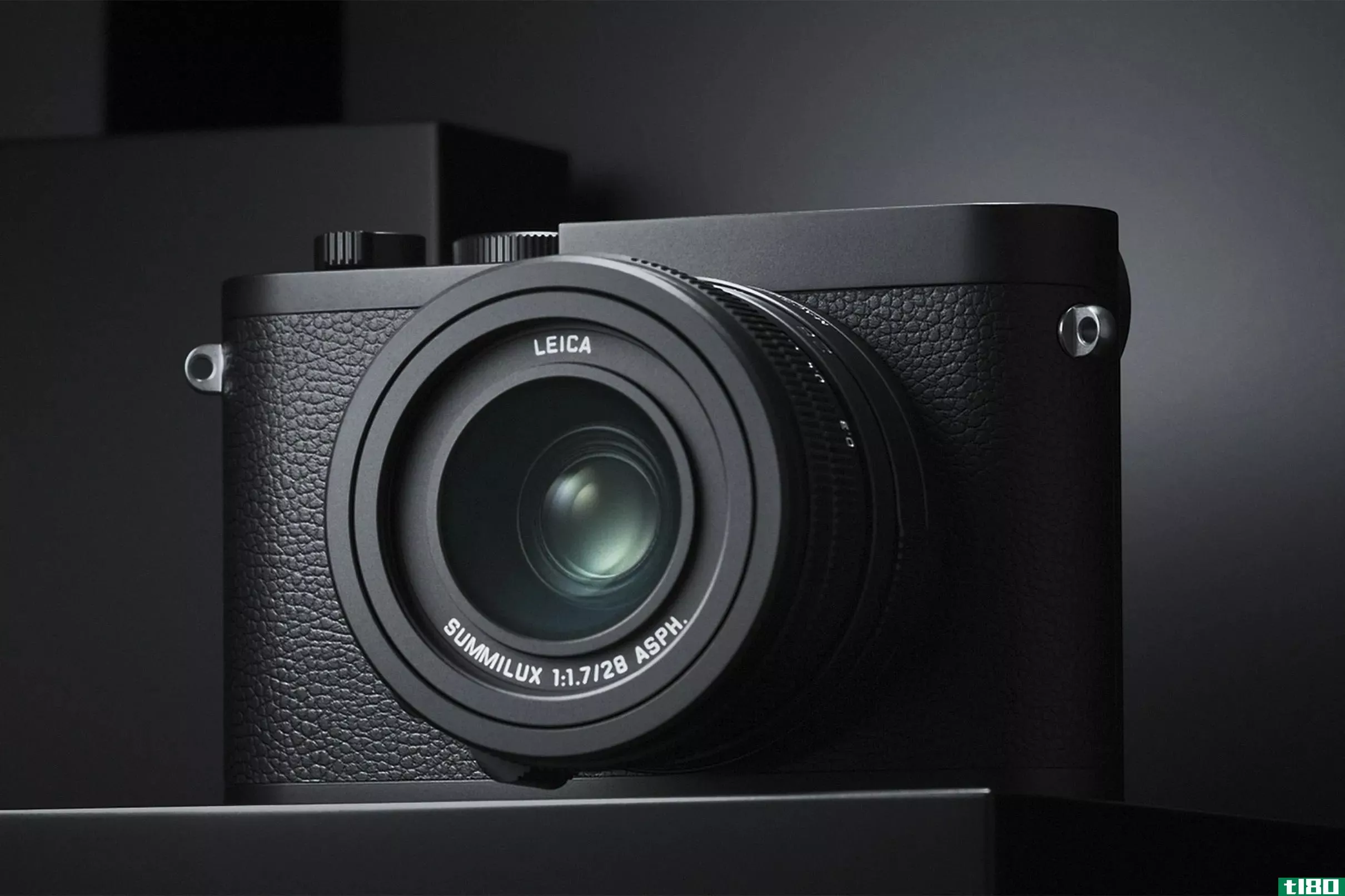 徕卡的q2单色相机是该公司最新的黑白专用相机