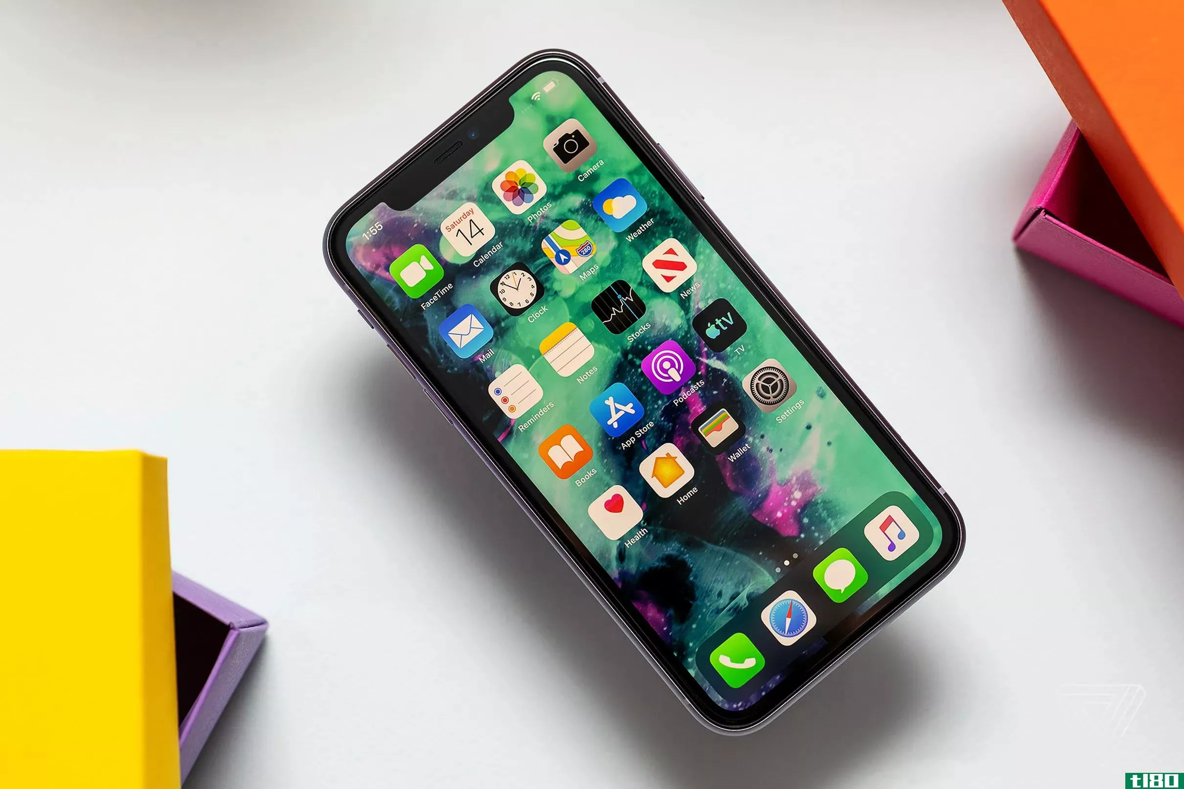 据报道，苹果使用更便宜的iphone电池部件来抵消5g成本